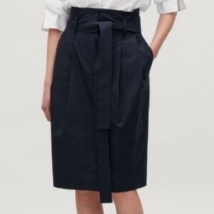 NWT COS Paperbag-Waist Pencil Skirt, size 6